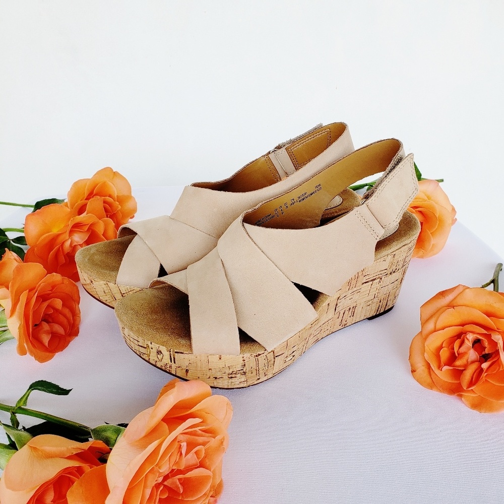 Clarks Artisan Platform Wedge Sandals